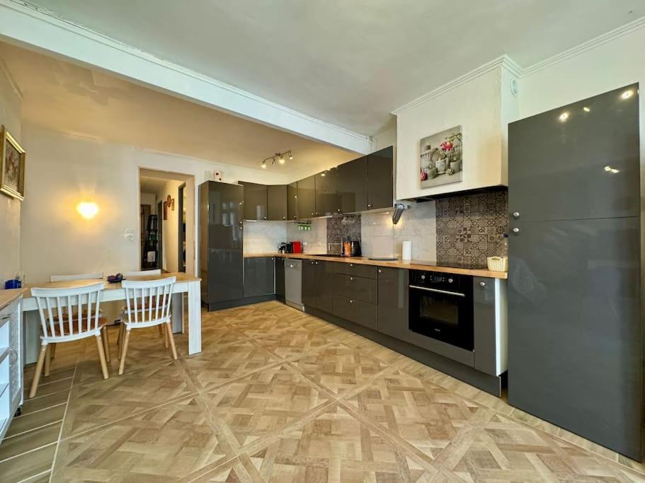 Appartement Le Refuge Du Coquelicot à Béziers Extérieur photo
