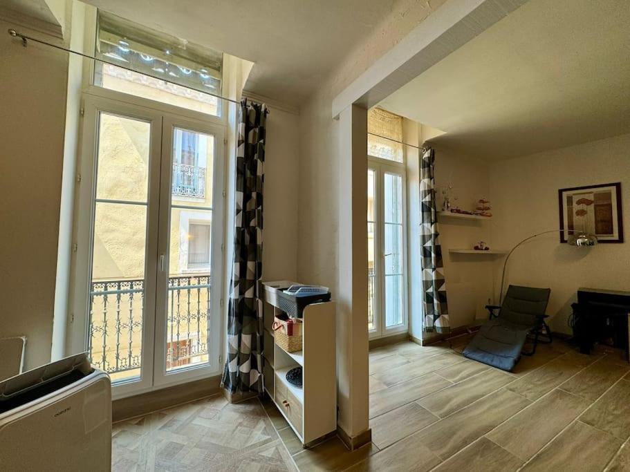 Appartement Le Refuge Du Coquelicot à Béziers Extérieur photo