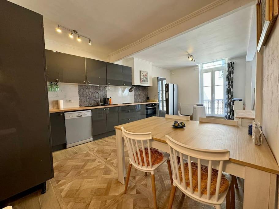 Appartement Le Refuge Du Coquelicot à Béziers Extérieur photo